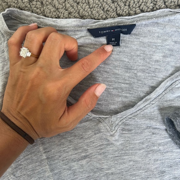 Rag & Bone and Tommy Hilfiger linen cotton blend short sleeve t-shirts - Picture 2 of 6